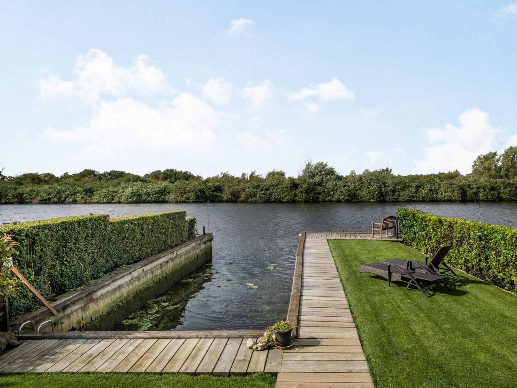 Sunset Lodge Brundall エクステリア 写真